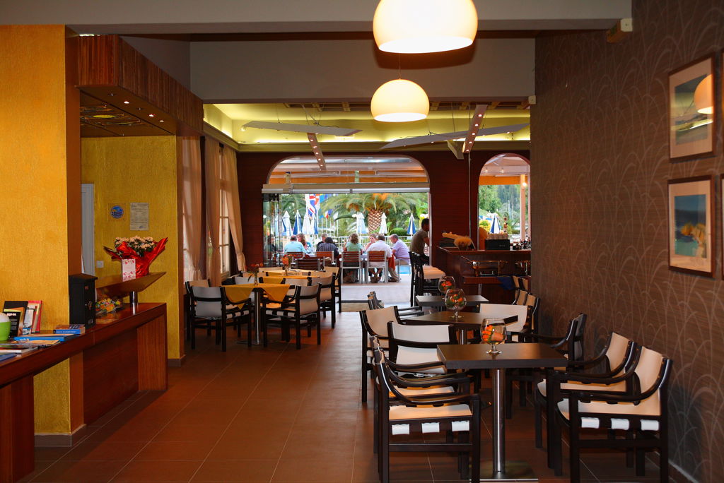 Fly & Go Athos Hotel Logies en ontbijt - Hotel