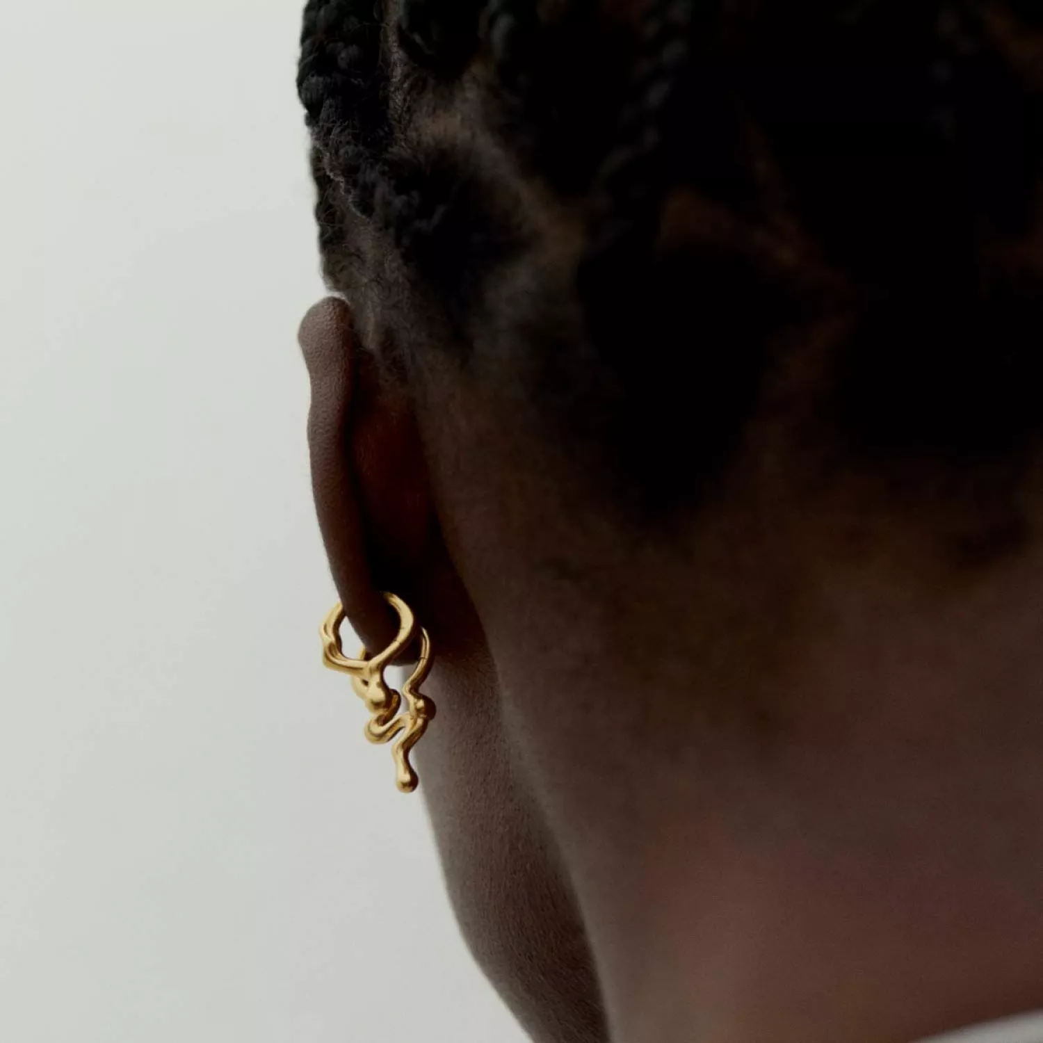Maria Black Maya Ørering Single 22 kt. Forgyldt Sølv 100940YG
