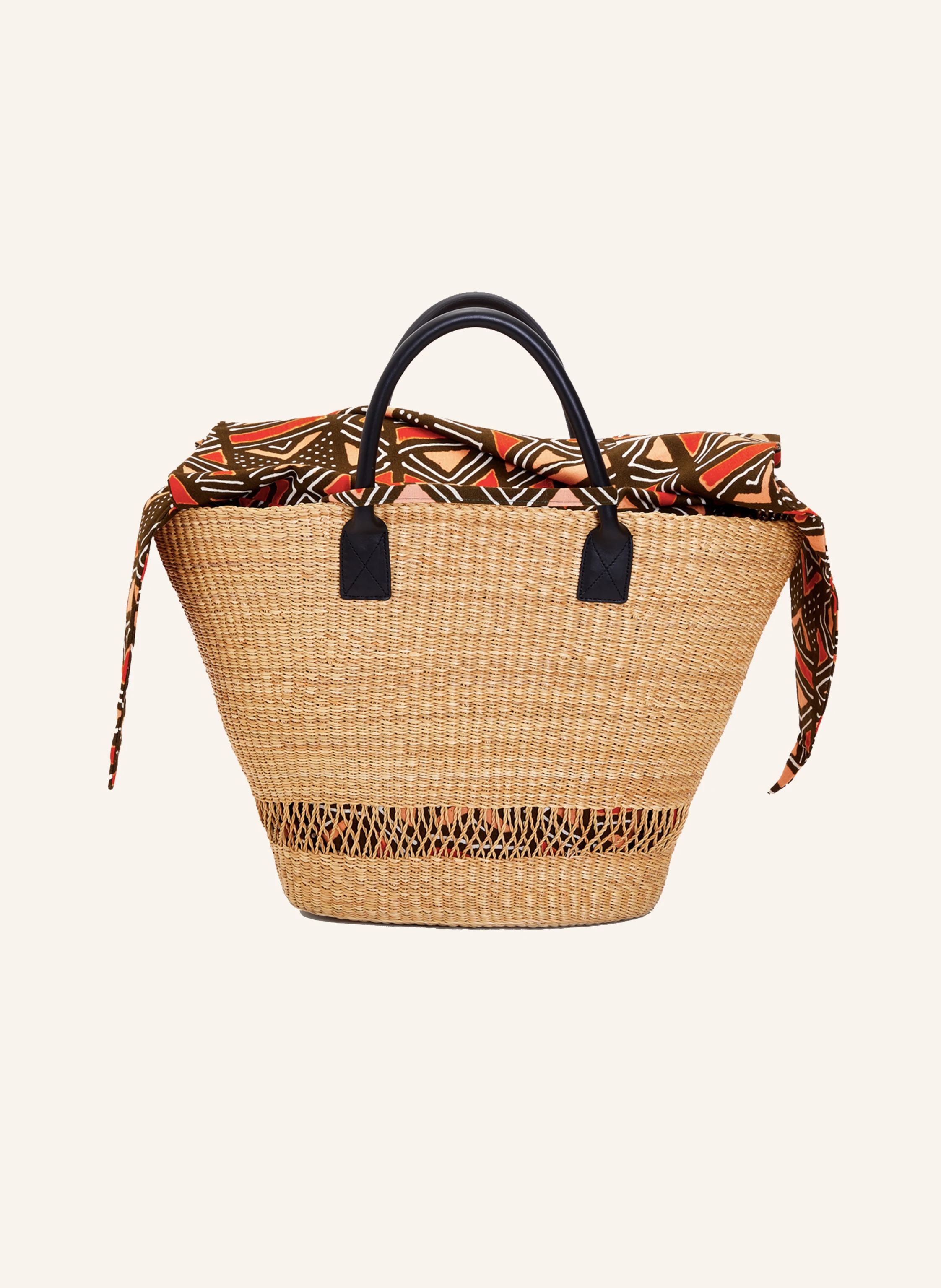 SUSU ACCRA Shopper EFIA WINDOW