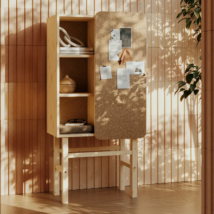 Karup Design - Slide Schrank, mit Pinnwand, Kiefer klar lackiert