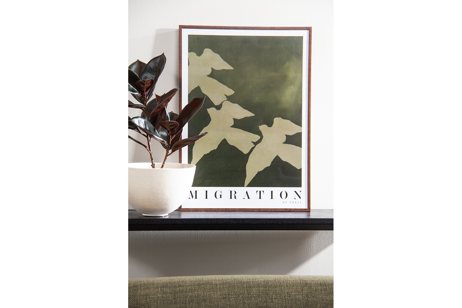 Newline Migration bilde Poster med valnøtt ramme 50x70 cm