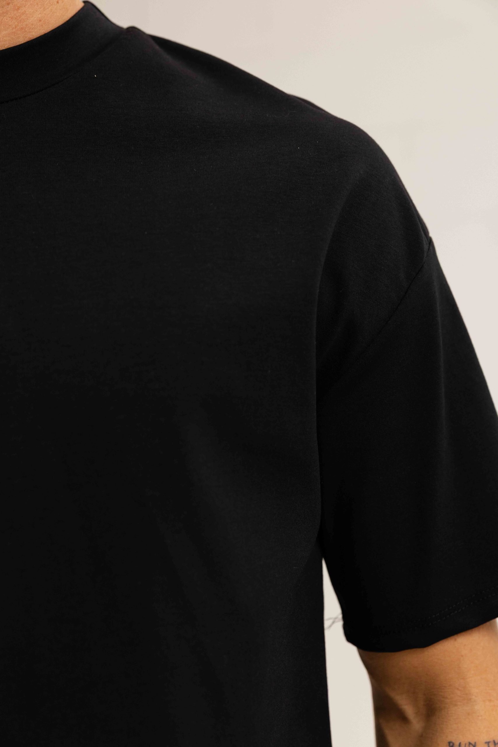 Richesse Essential T-Shirt Heren Zwart