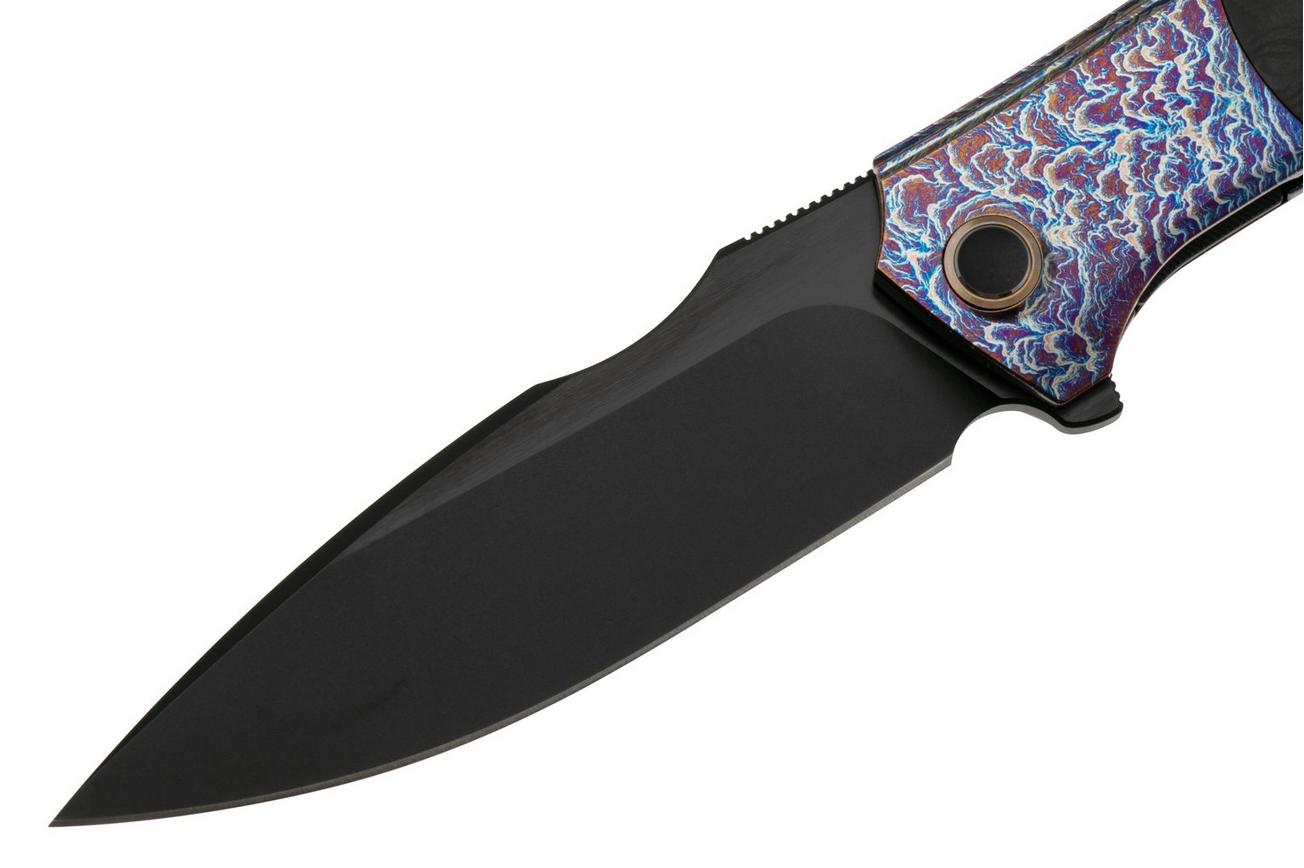 WE Knife Archeozoic WE23091-3 Blackwashed, Flamed Titanium Rose Carbon Inlay, zakmes