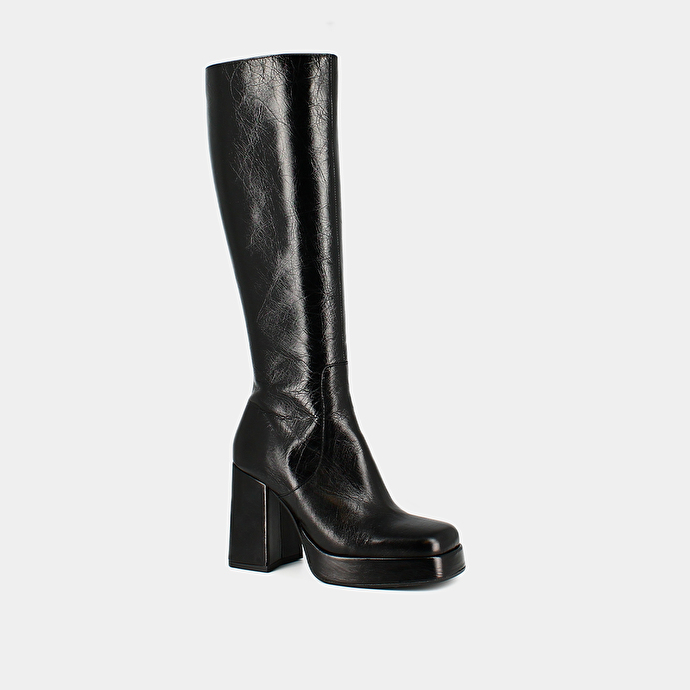 Bottes à talons et bouts carrés  en cuir vielli noir