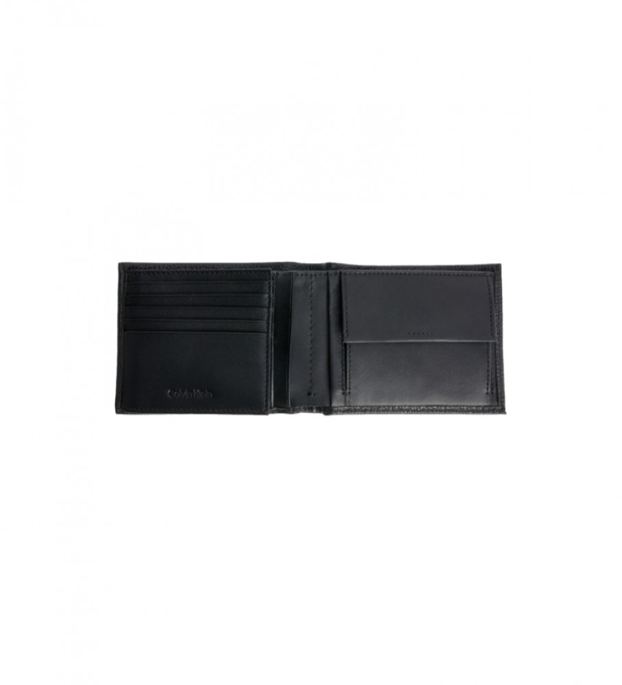 Carteira Calvin Klein Tripla em Couro com RFID - Preta - 9,5x12,8x2,5cm -