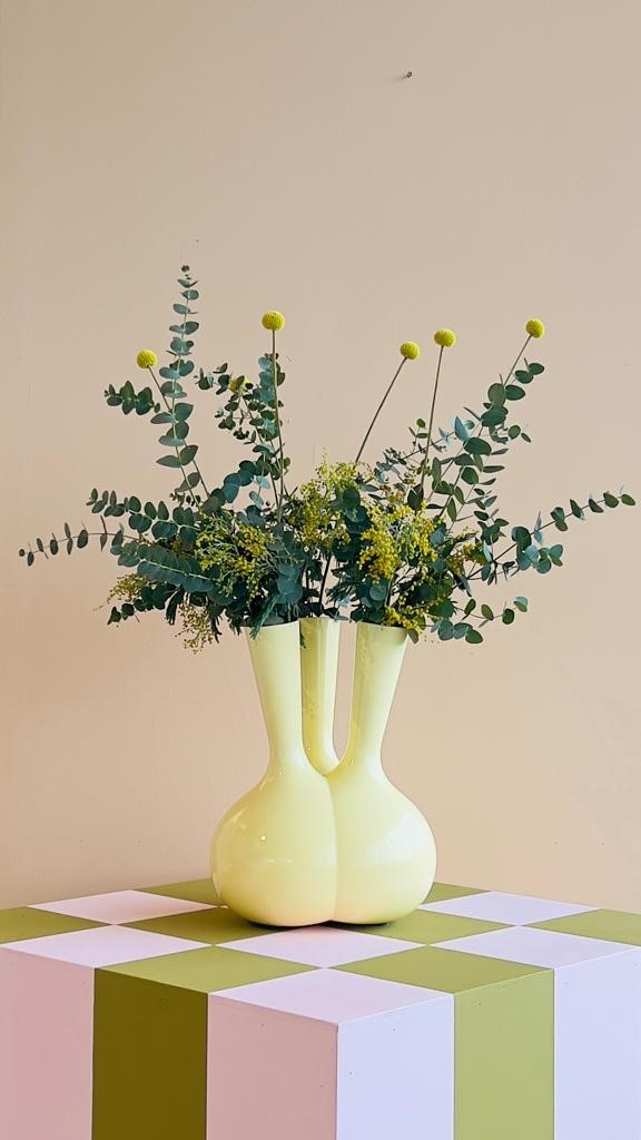 Mama Vase Geel