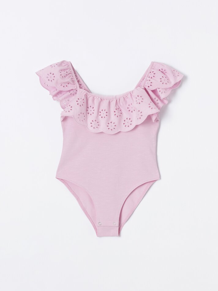Body com babados e bordado suíço - Rosa claro