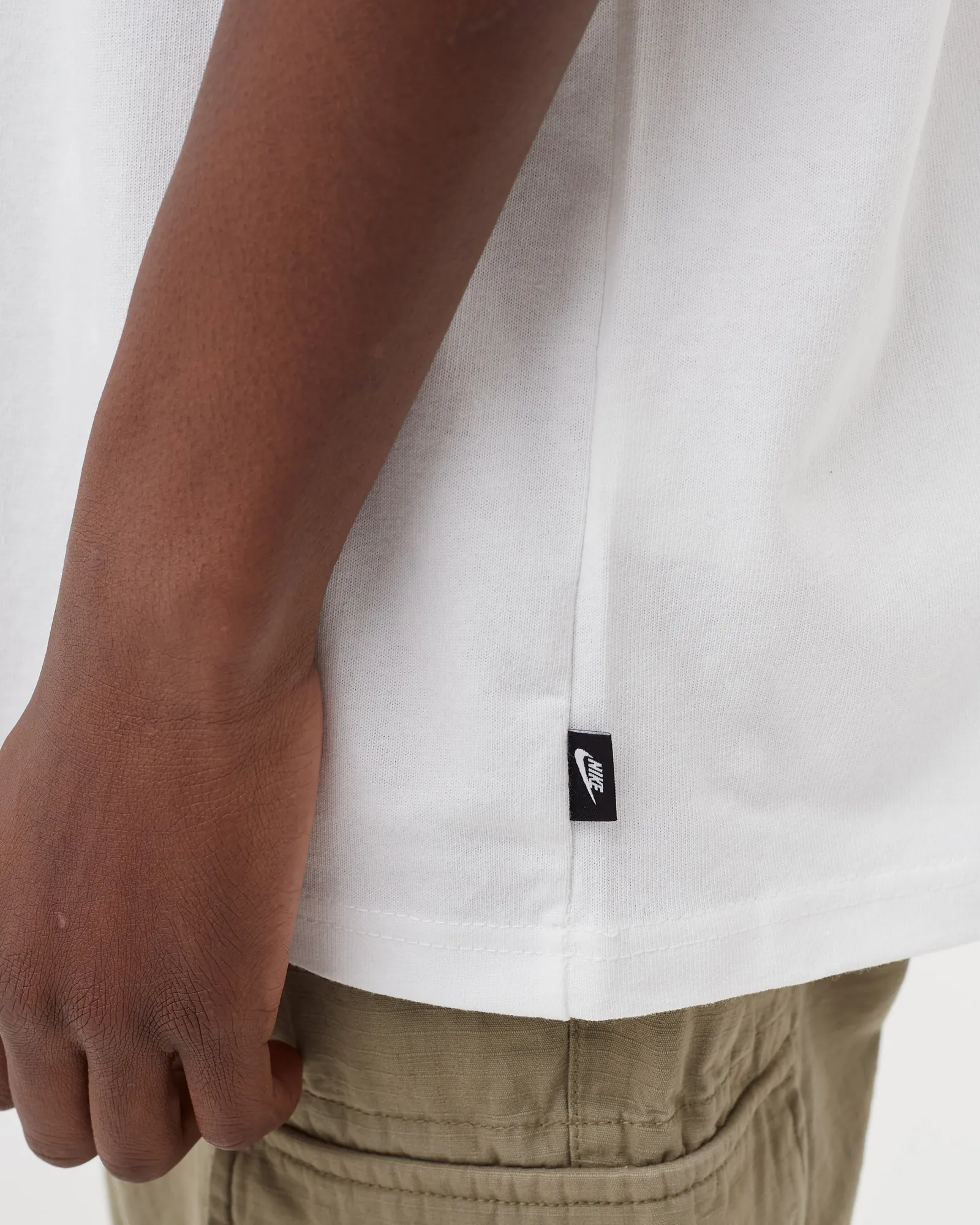 Nike Premium Essentials Tee