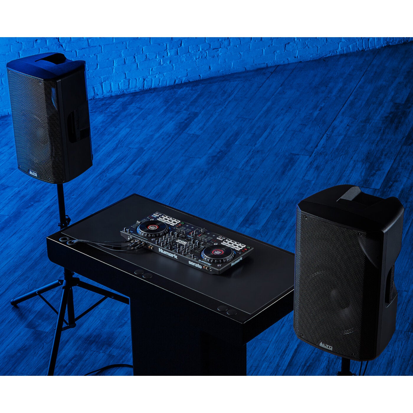 Numark NS4FX 4-kanaals DJ-controller