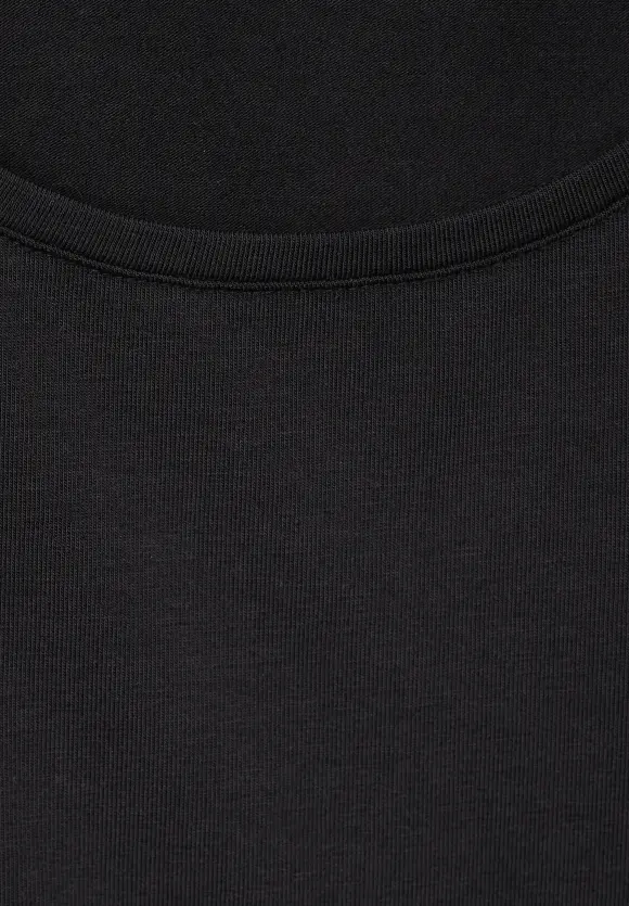 Basic T-Shirt - Black