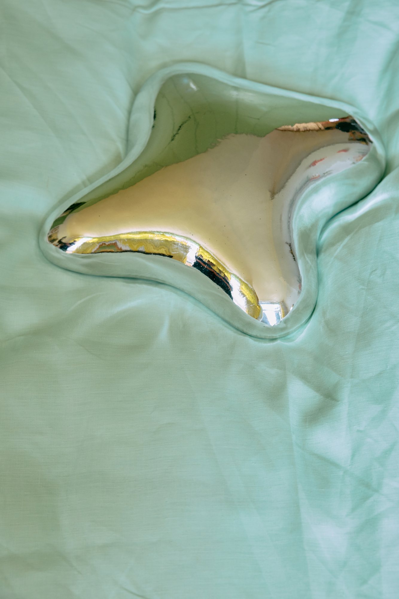 Sculptuur Orb wall chrome
