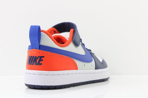 Nike Sneaker