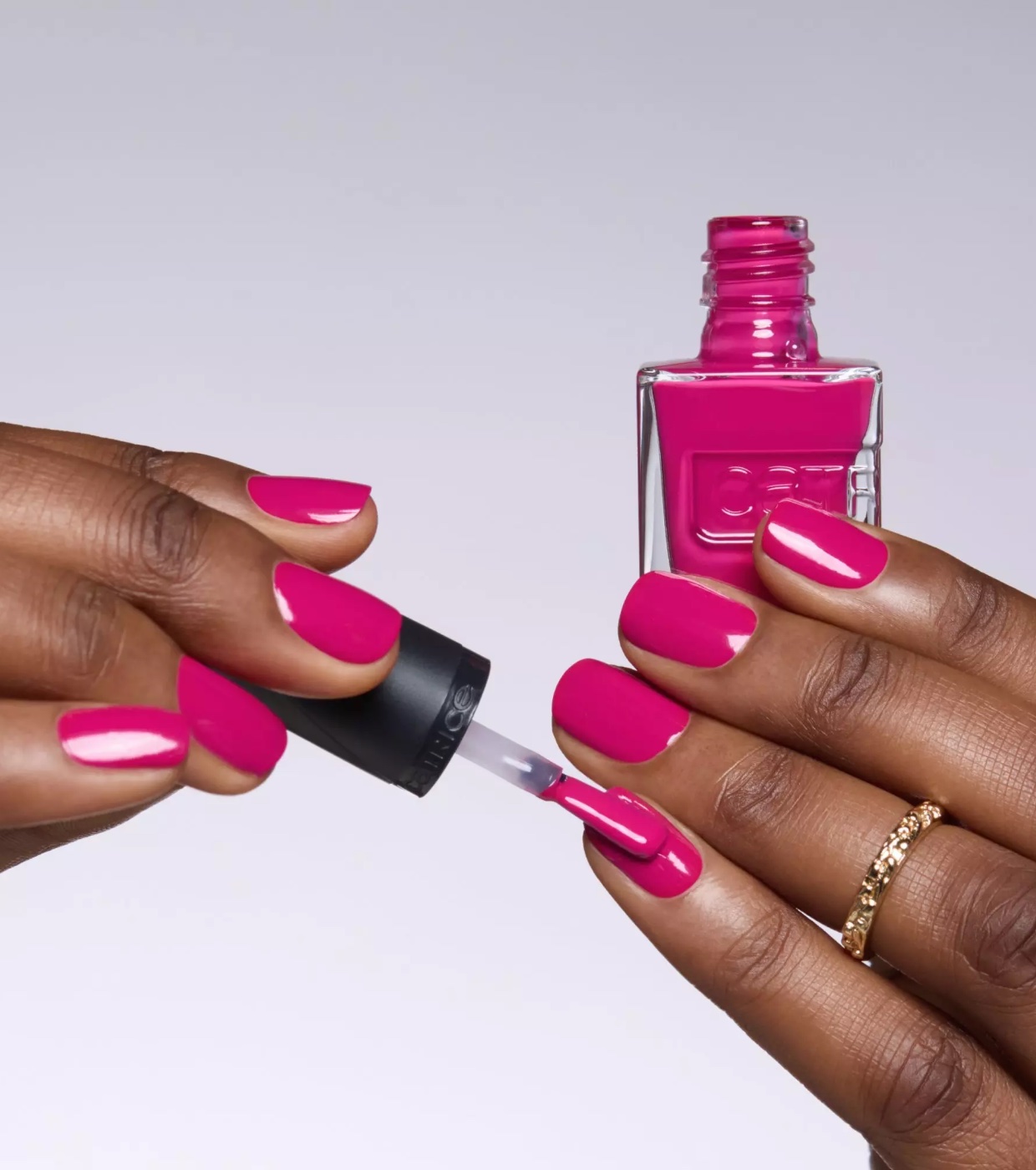 Catrice - Esmalte Gel Affair - 018: Berry Styles
