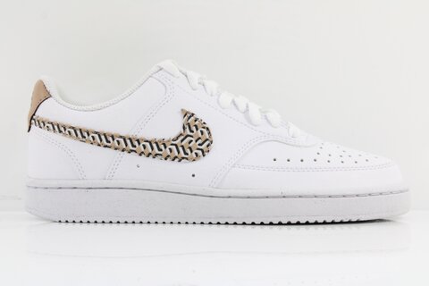 Nike Sneaker
