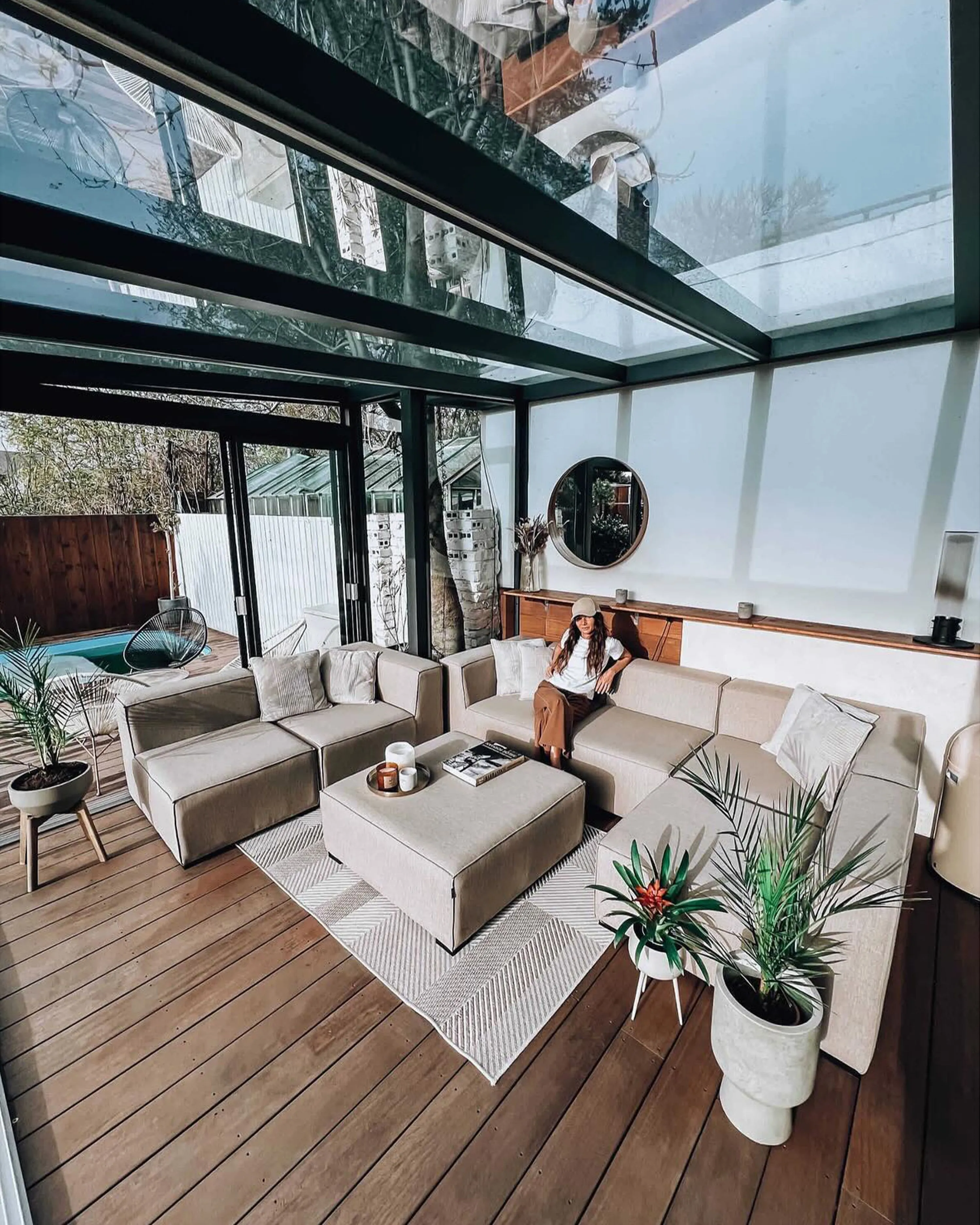 Tuin hoekbank met ottomaan 7-zits AREZZO rechtszijdig modulair Beige