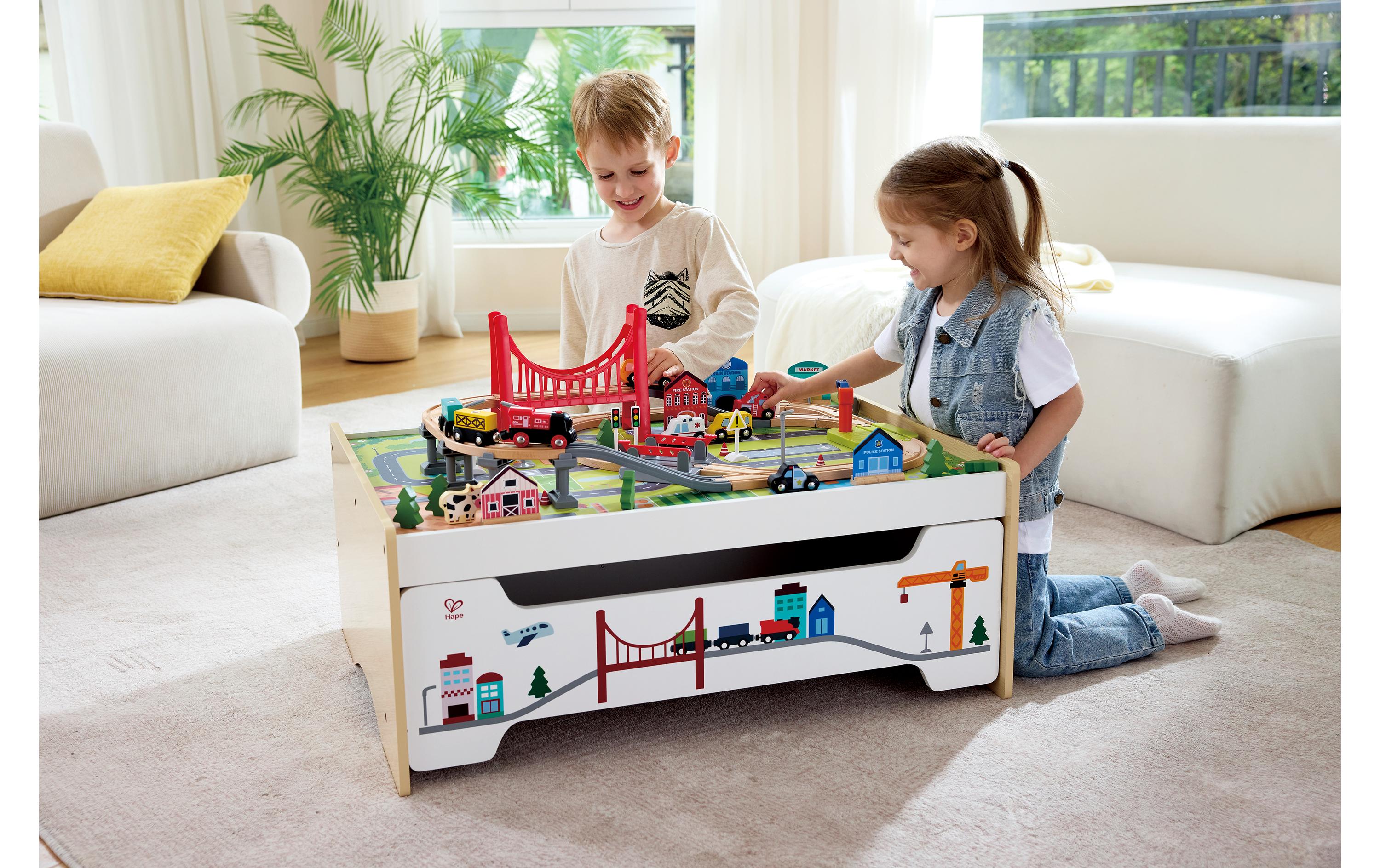 Railway Storage Table<br>Montagetisch und Holzeisenbahn