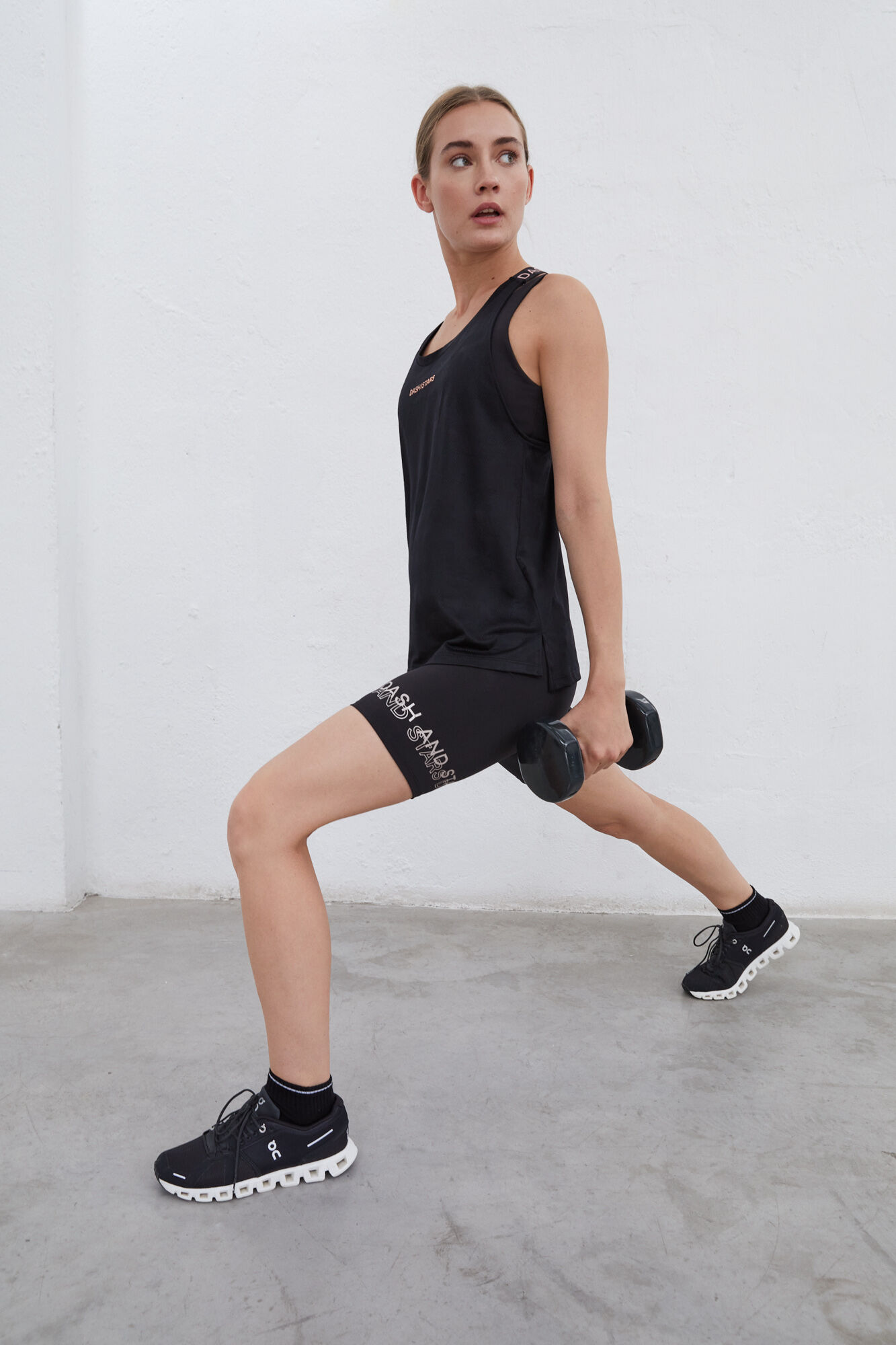 Regata preta estilo halter