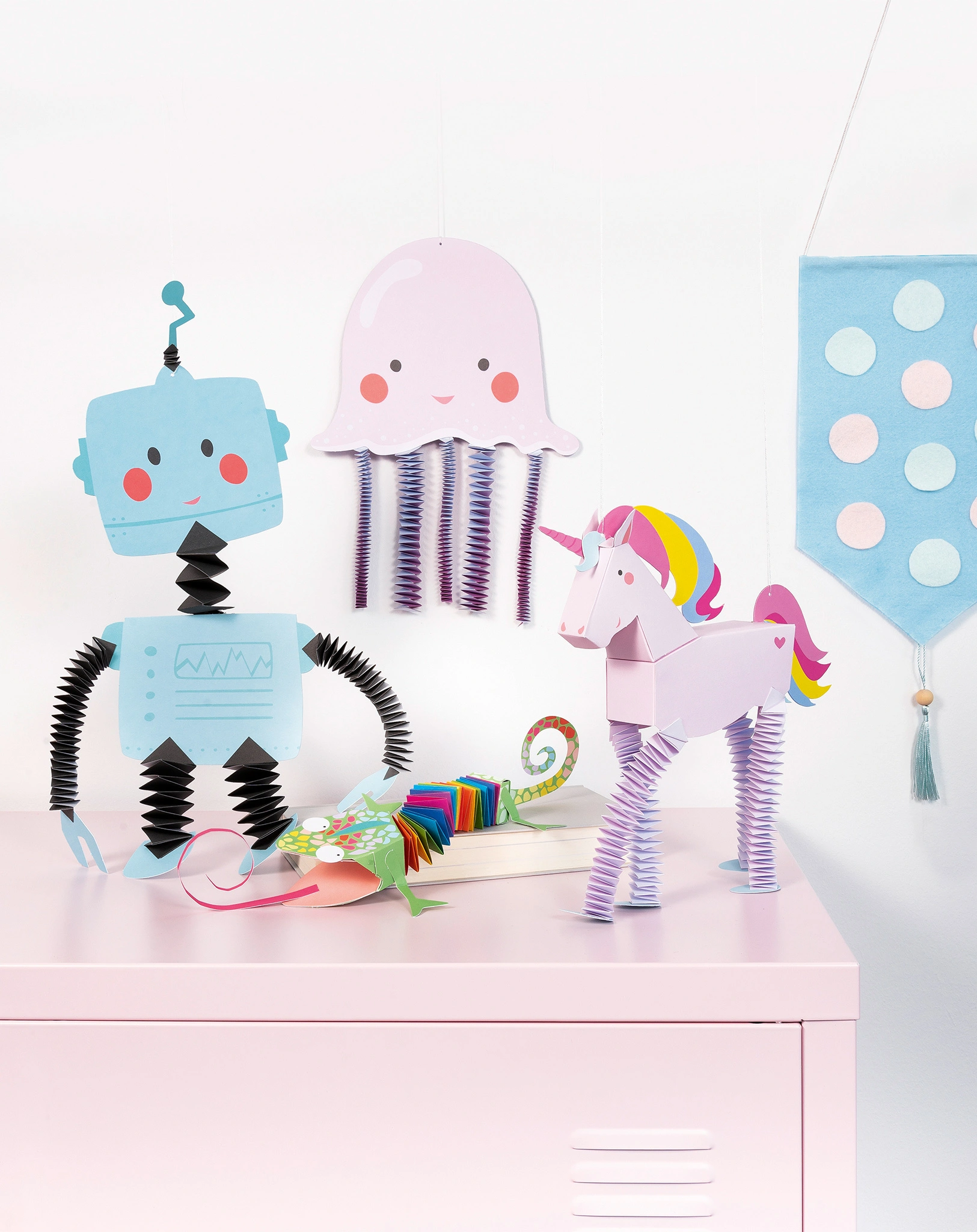 Hexentreppen Bastelset CHARMING FRIENDS für 10 Figuren