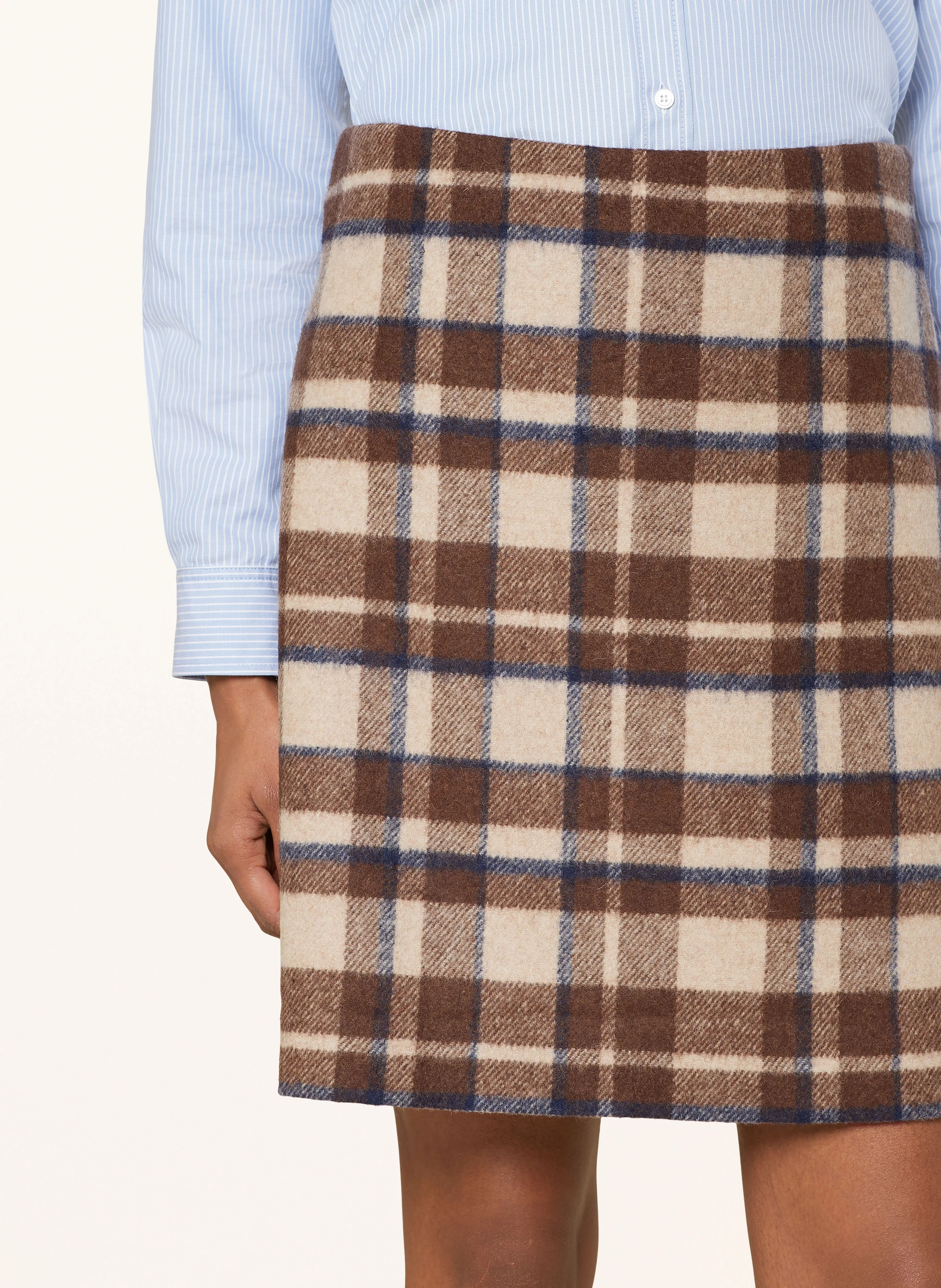 WEEKEND Max Mara Rock EPOCA