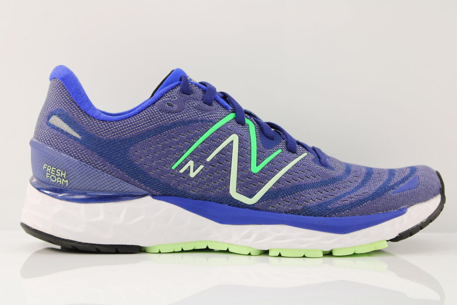 New Balance Fresh Foam Solvi V4