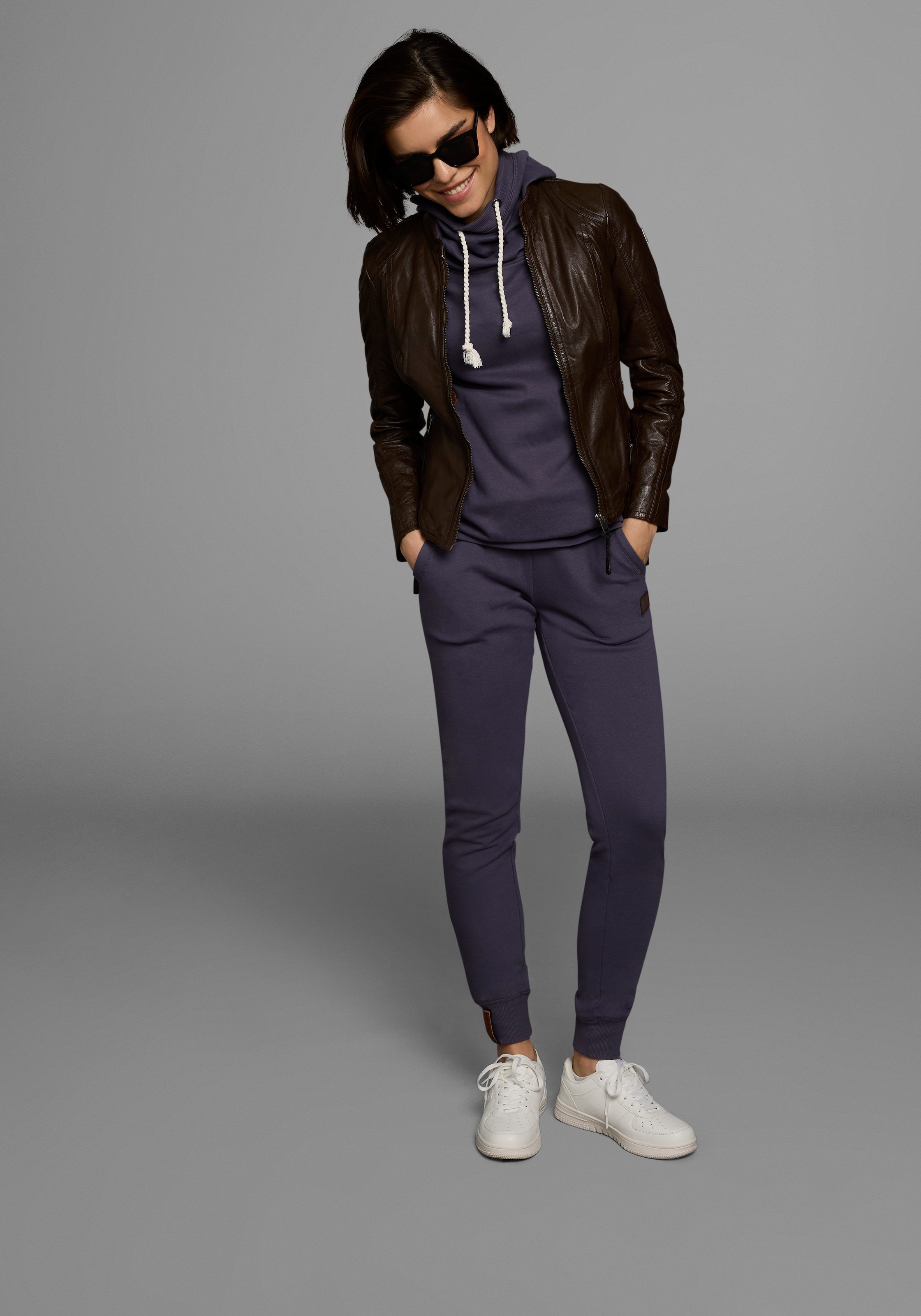 Ocean Sportswear Jogginganzug »Essentials Joggingsuit«, 2 Stk. mit Lederimitat-Details