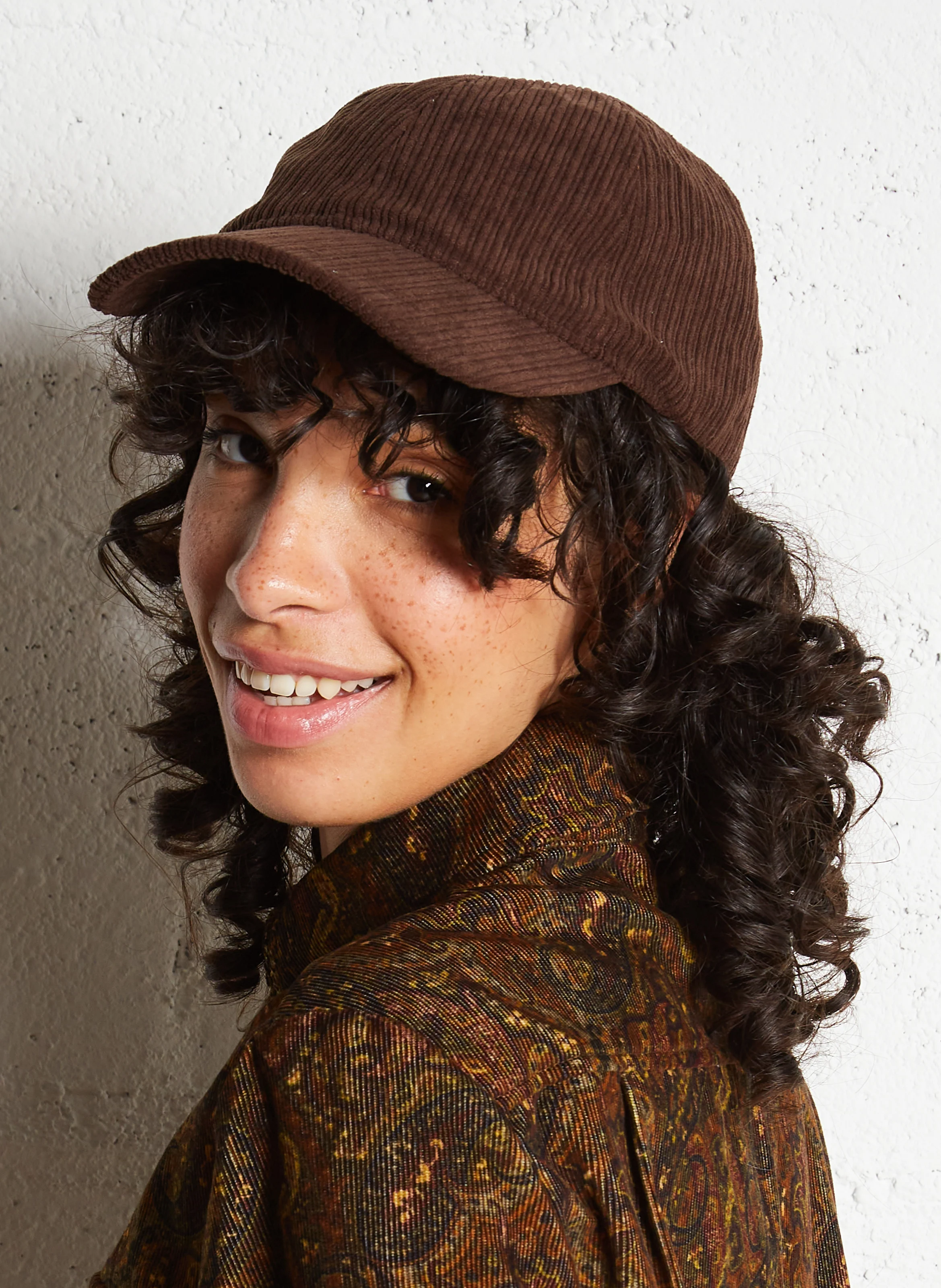 MALVI - Casquette côtelée | Marron
