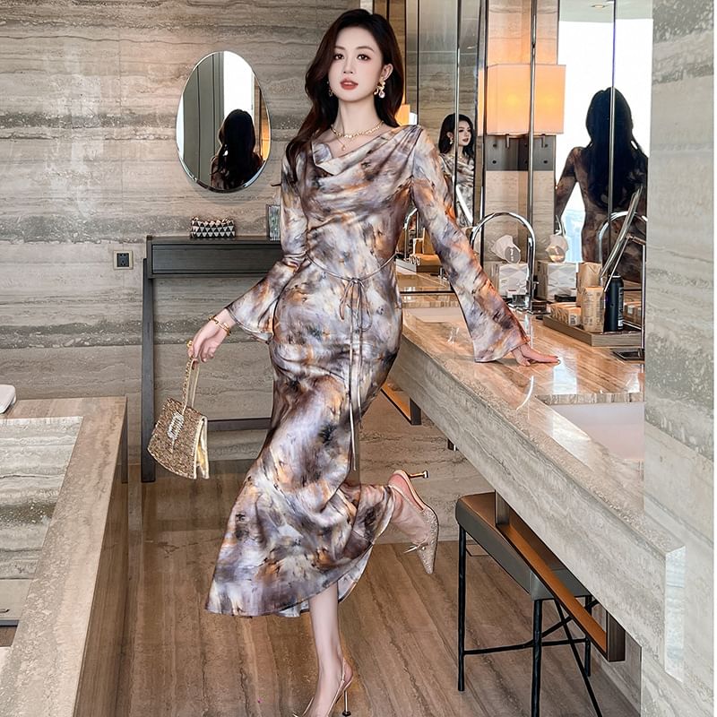 ZY·HT - Midi-jurk met lange mouwen en col en tie-dye-print