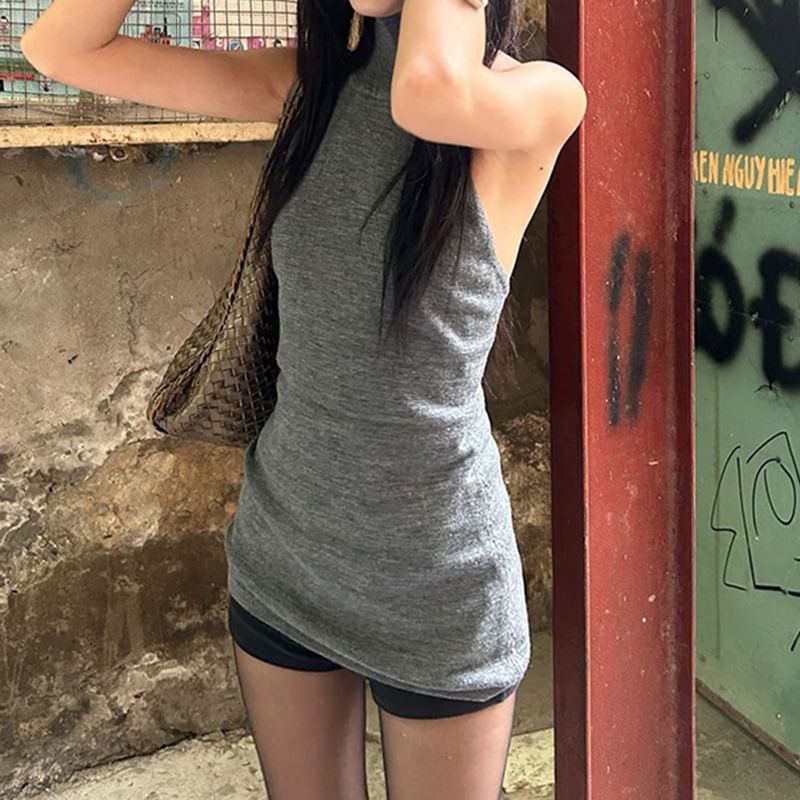 Honet - Opengewerkte, gebreide tanktop met rechte pasvorm en lage hals