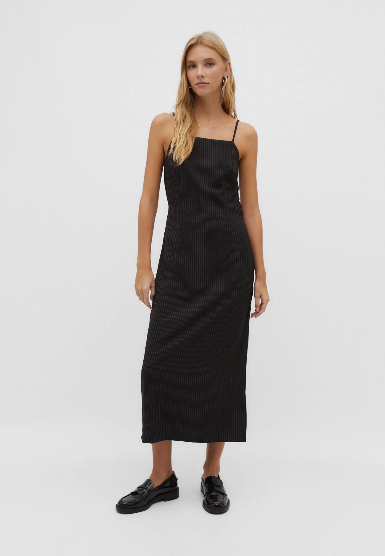 Vestido midi com alças finas