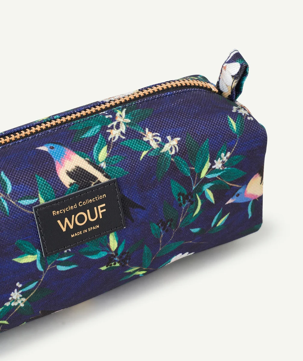 WOUFTROUSSE EN FIBRES RECYCLÉES BLEUE ET IMPRIMÉE OISEAUX 21 X 7 X 7 cm