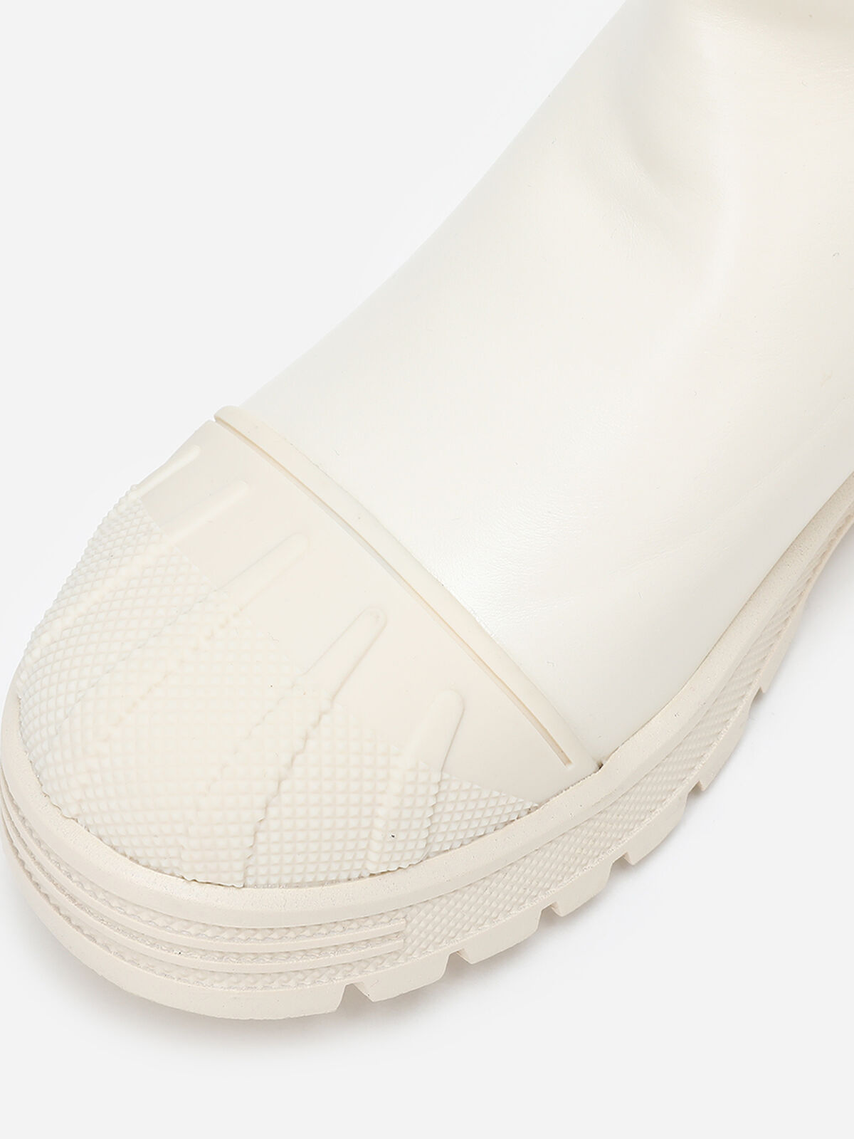 Chelsea crantées avec motifs en relief- Beige