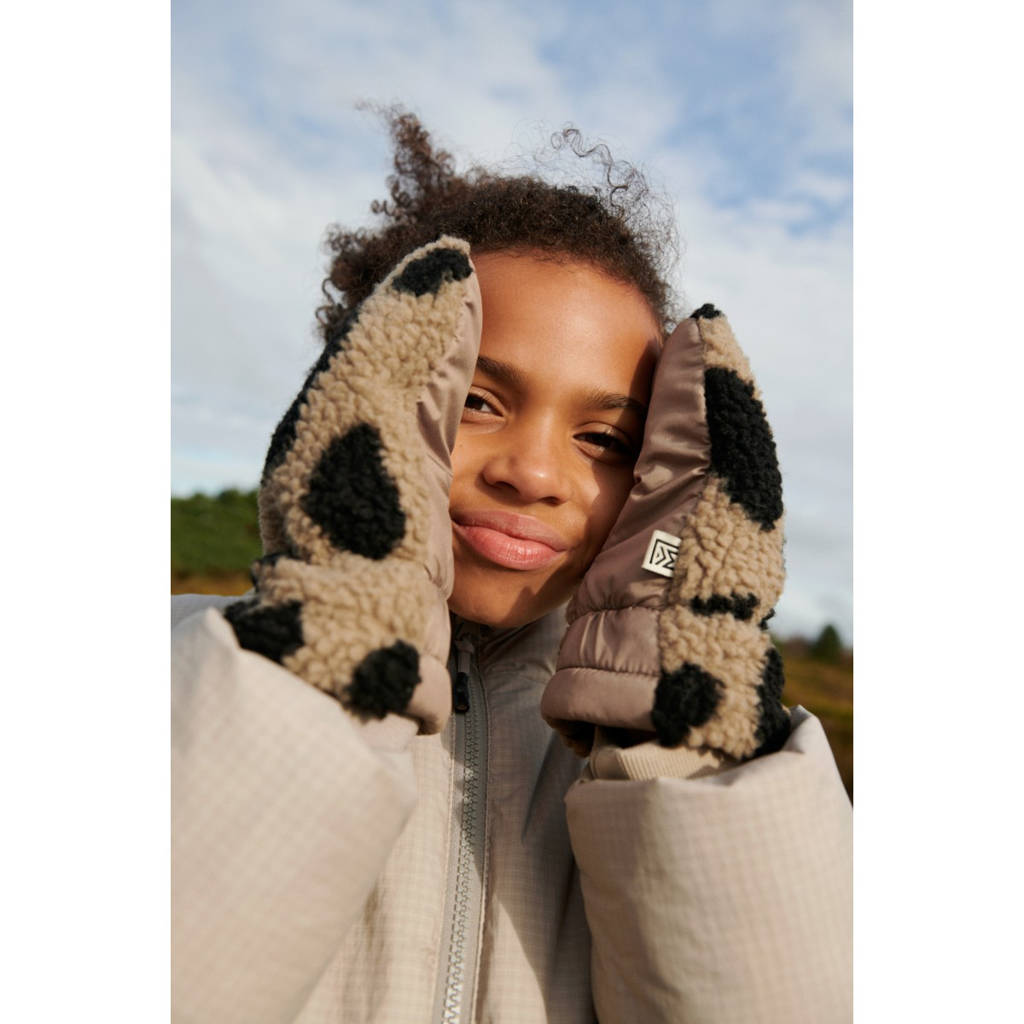 Liewood teddy wanten Grethe met panterprint lichtbruin/zwart