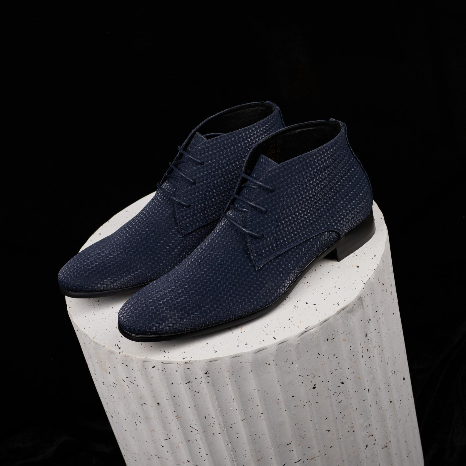 Vittorio Blue High