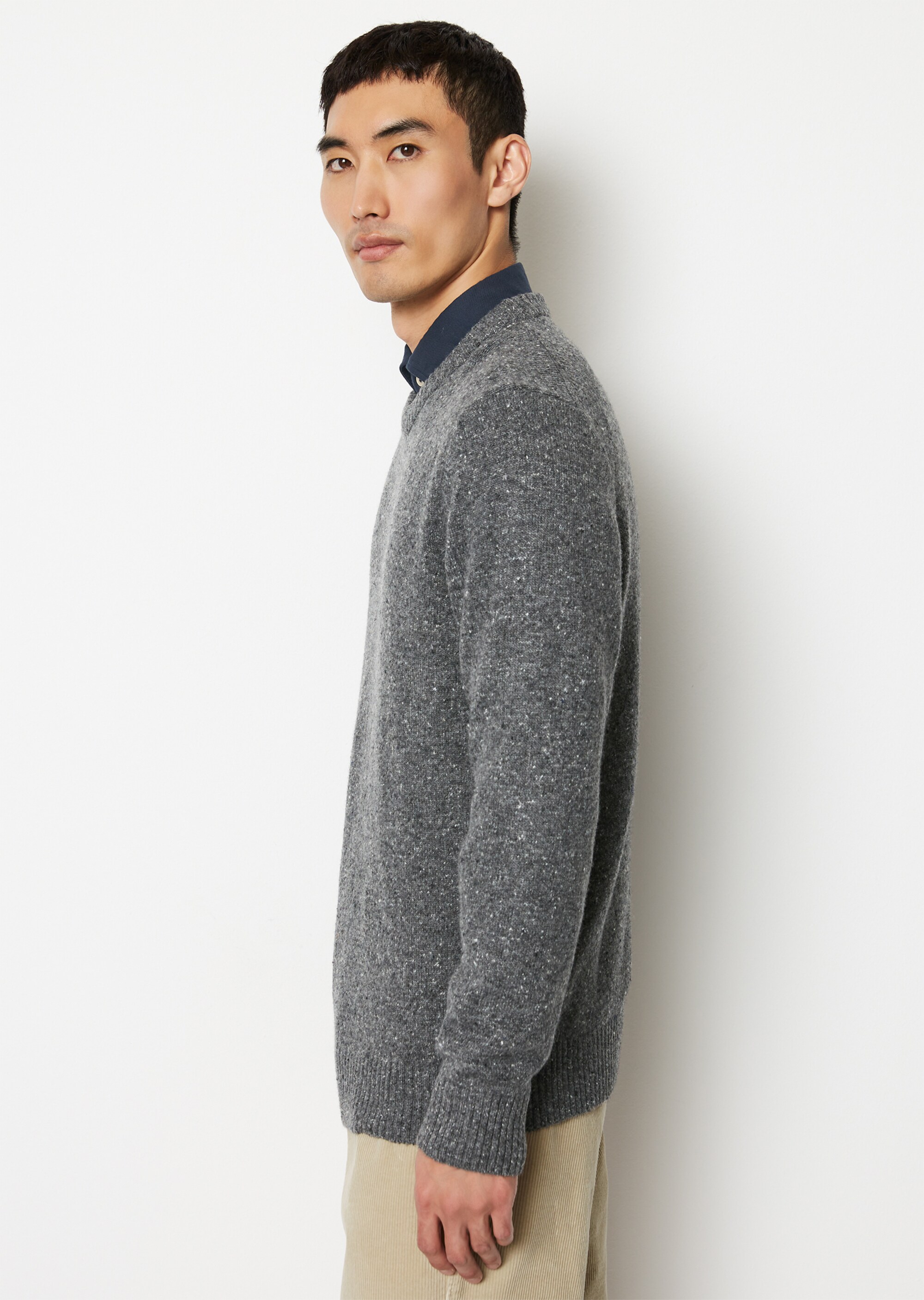 Pullover regular aus gesprenkeltem Tweedgarn