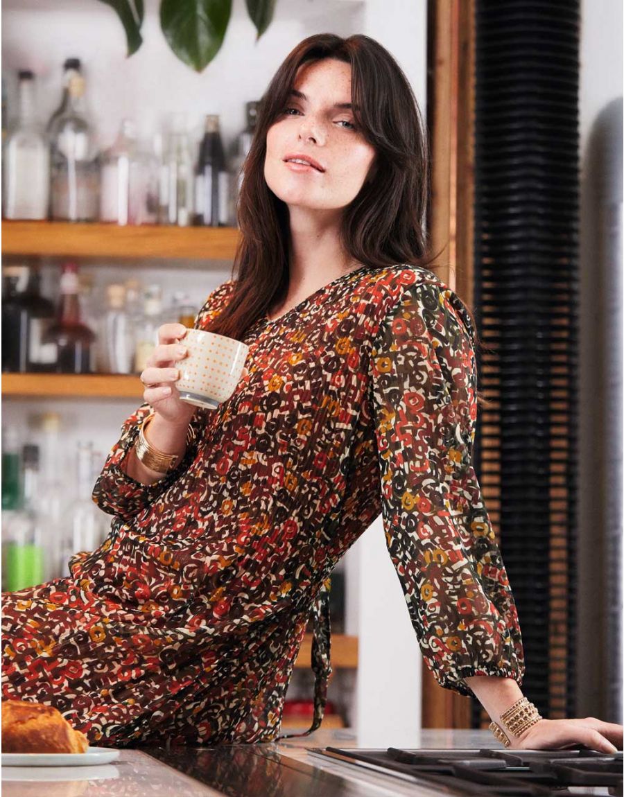 Robe en voile plissée