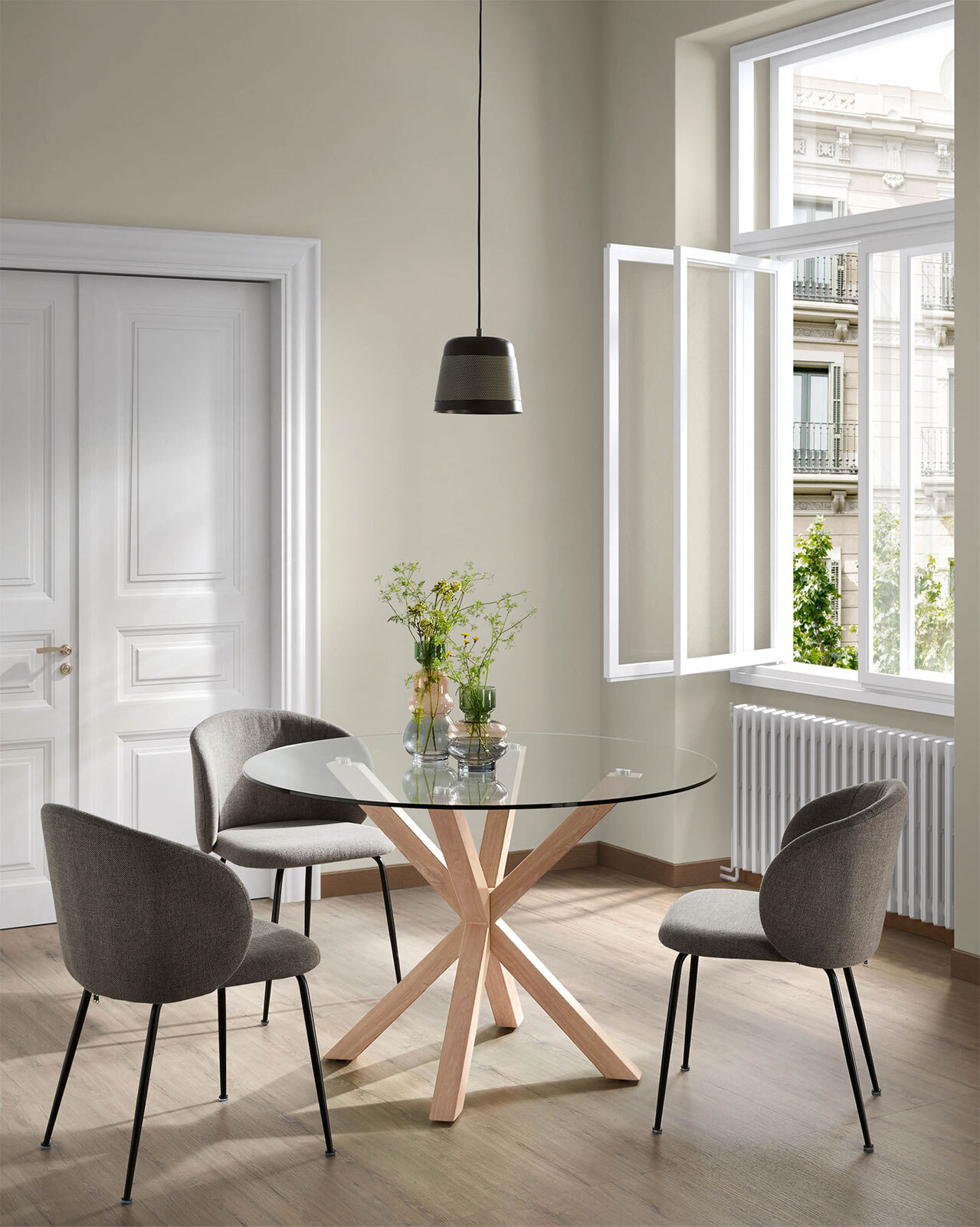 Kave Home Esszimmerstuhl MONNA 2er Set dunkelgrau