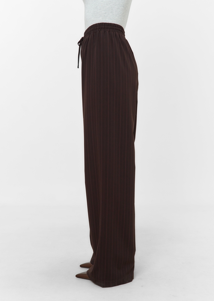 Karlijn broek choco bruin