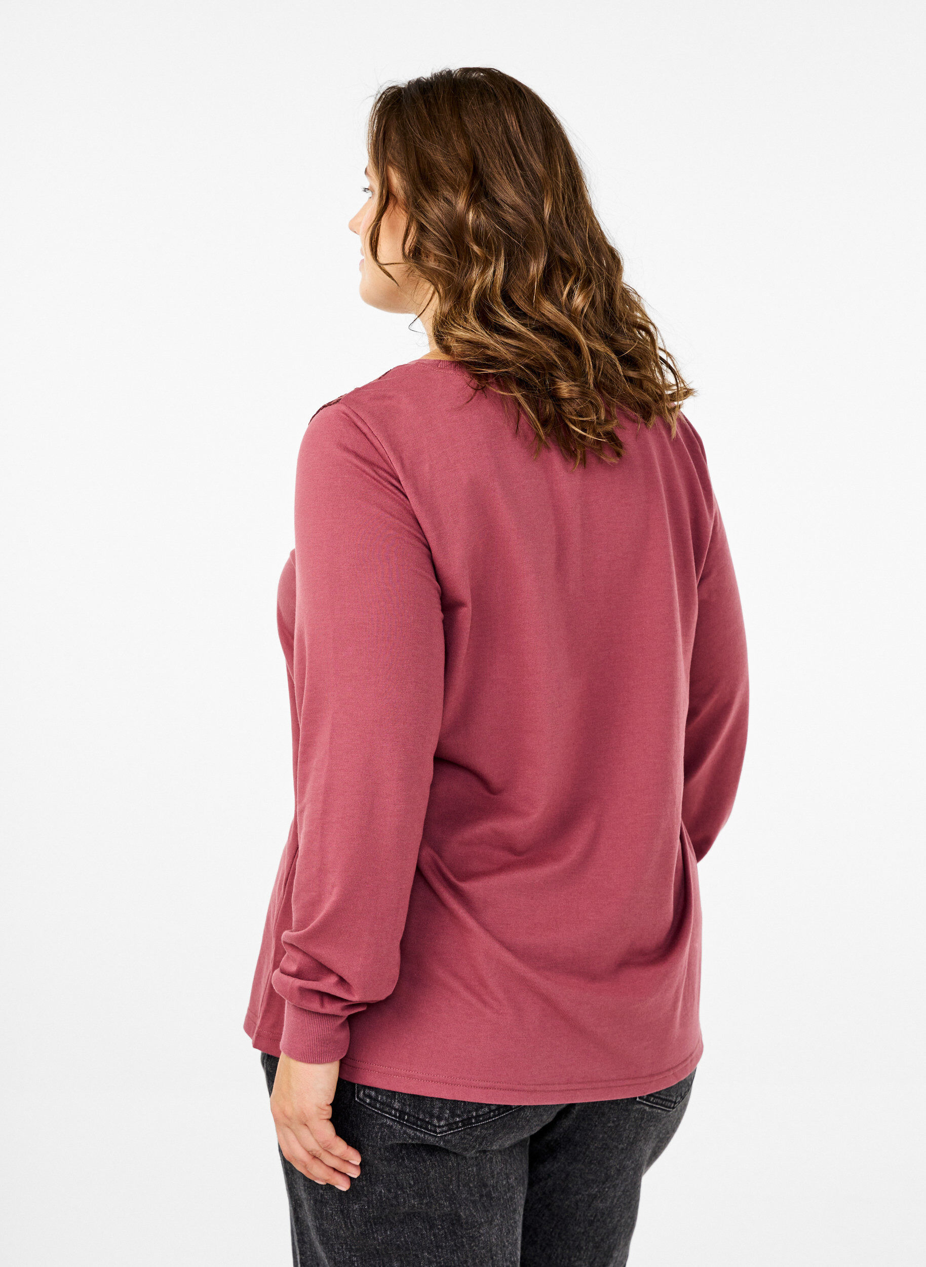 Sweatshirt med blondedetalje