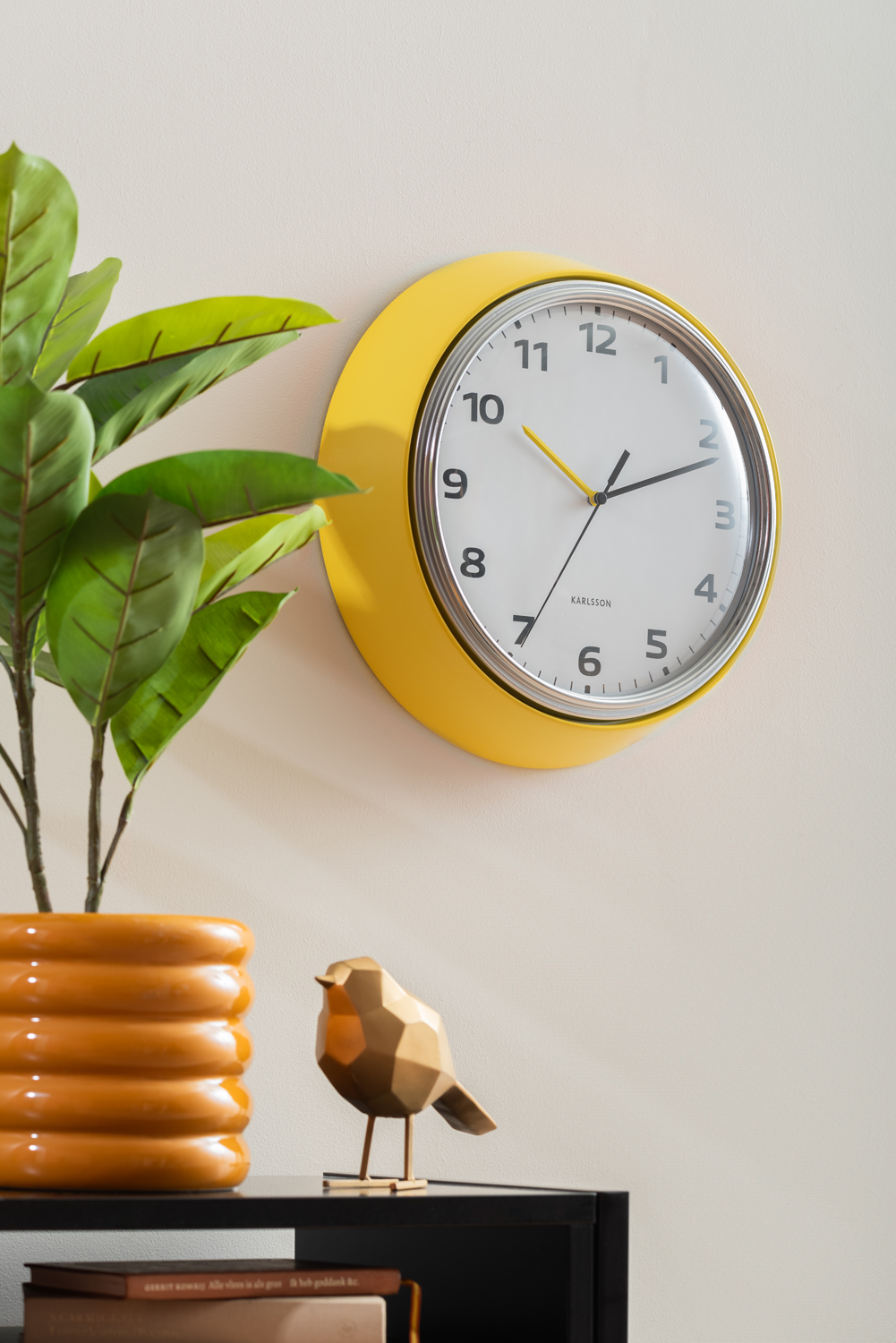 Wall clock Modern Retro bright yellow