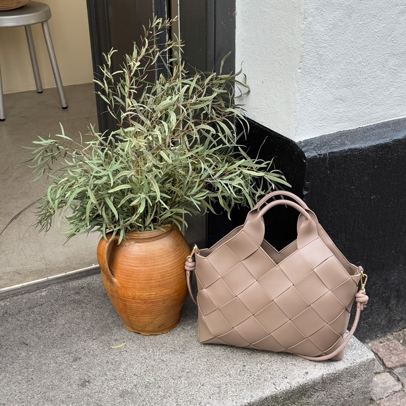 PITAYA<br>Skuldertaske Marly XL 13