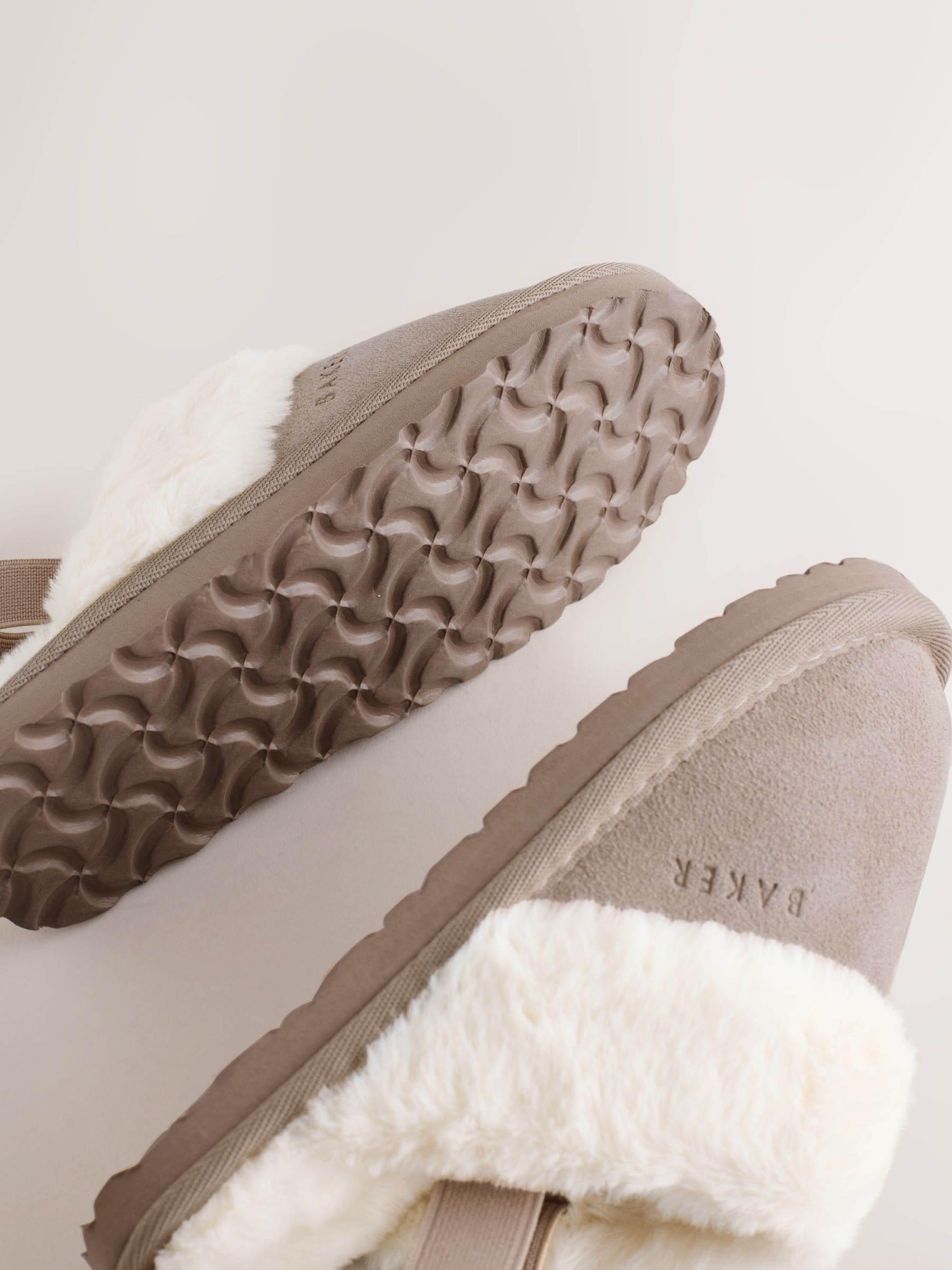 Neutraal - Baker by Ted Baker Girls Suede Faux Fur Mule Slippers with Bow