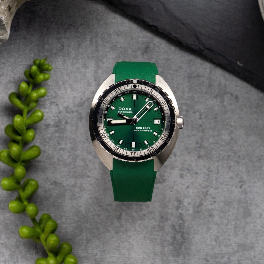 Doxa SUB 250T GMT Sea Emerald