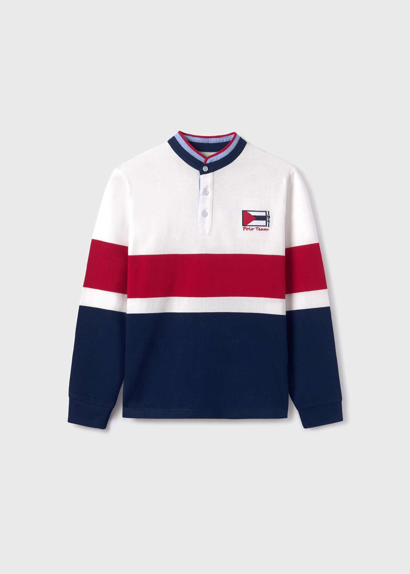 Camisa polo infantil Better Cotton com gola mandarim e detalhes em faixas.