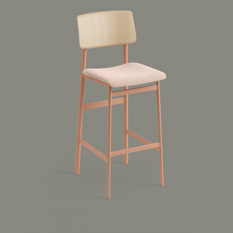 Muuto Loft gestoffeerde barkruk 75cm Steelcut 190, Zwart/Eiken