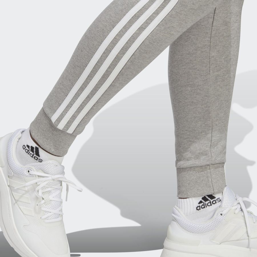 Adidas Pantalon fuselé en molleton à 3 bandes Essentials