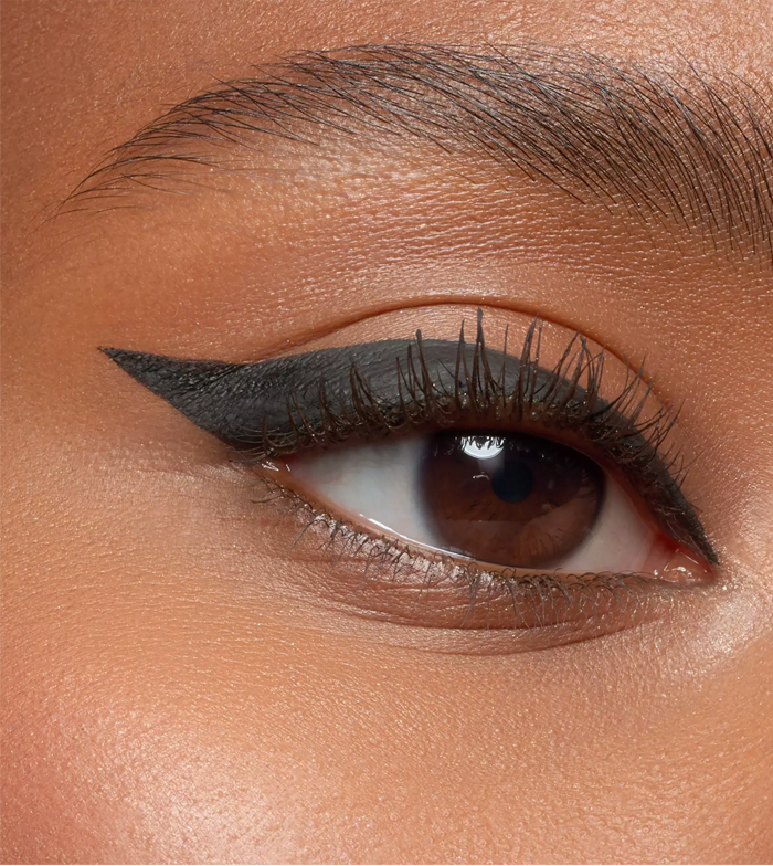 essence - Delineador Dip Eyeliner 24h - Waterproof