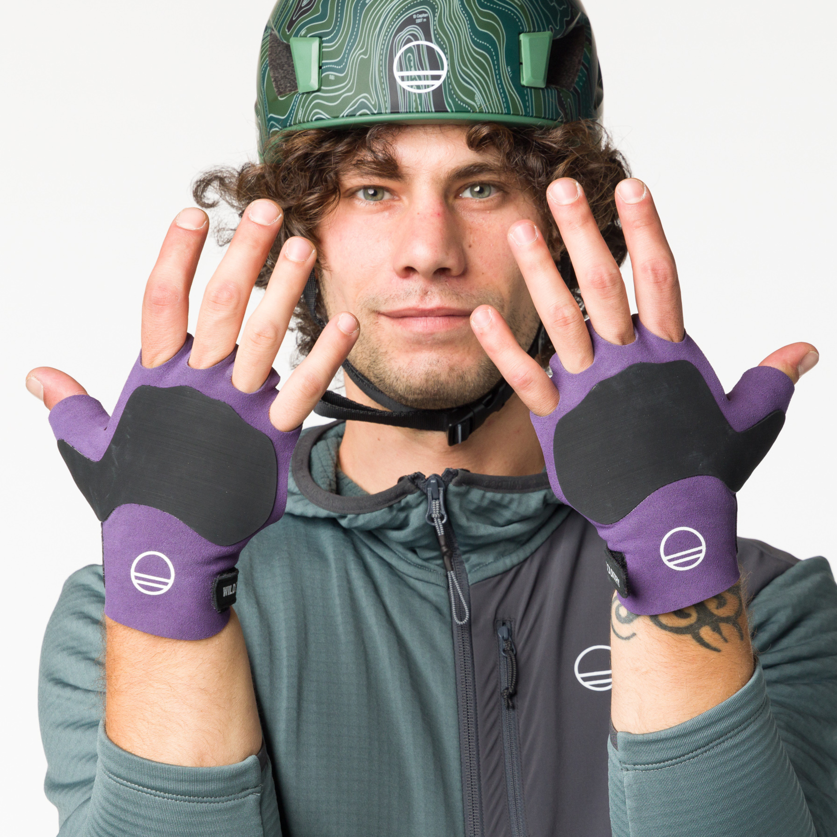Crack Gloves