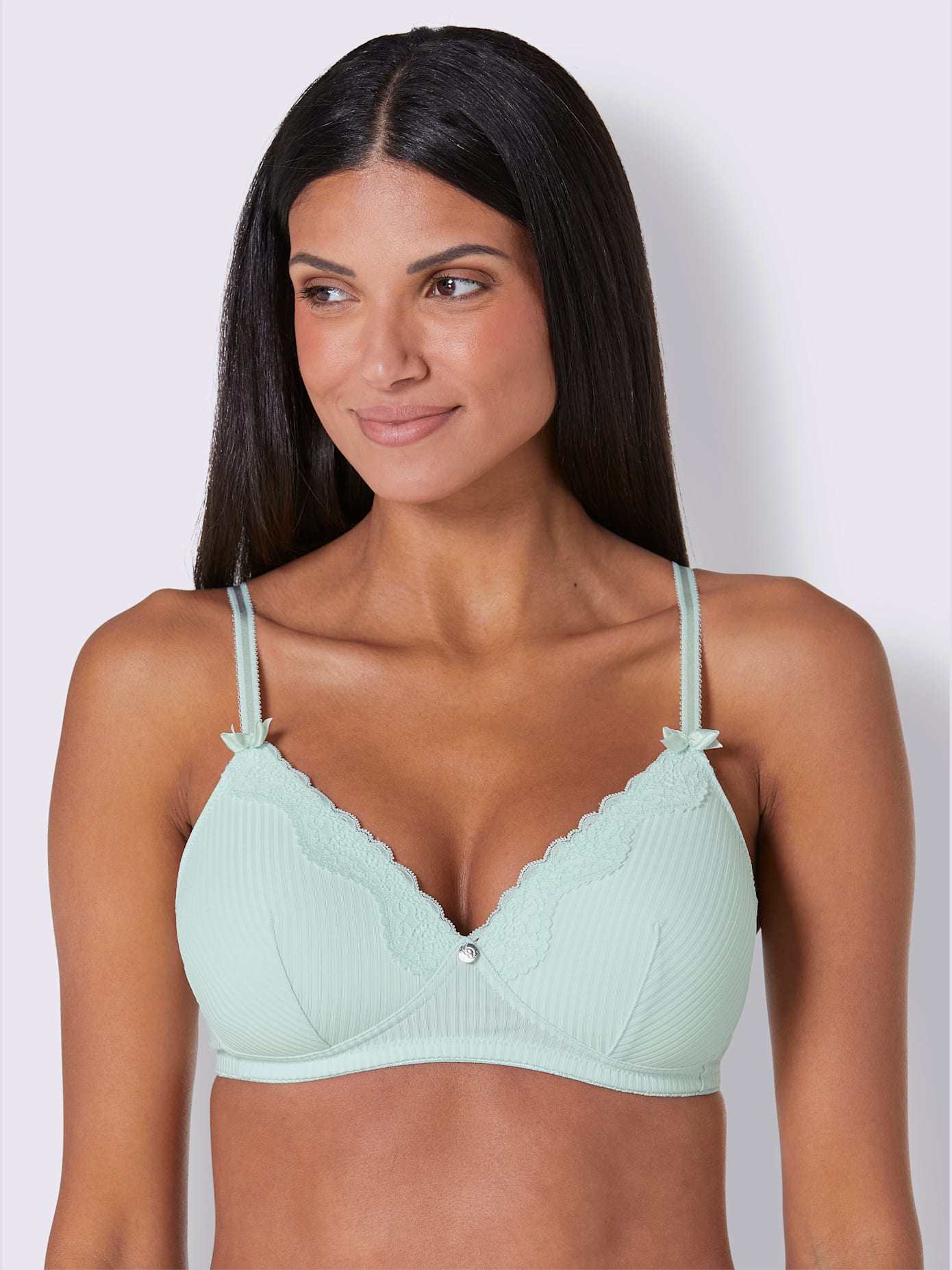 Soutien-gorge à coques sans armatures jusqu'à la t. 115