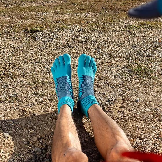 Injinji Men's Ultra Run Mini-Crew Pacific Blue