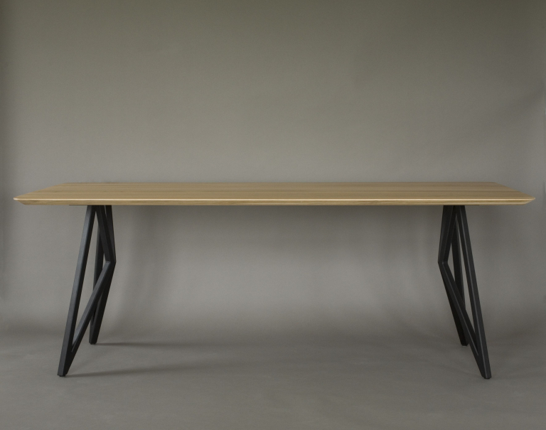 Studio HENK Butterfly tafel 300x100 wit frame, hardwax light 3041, verjong afgerond
